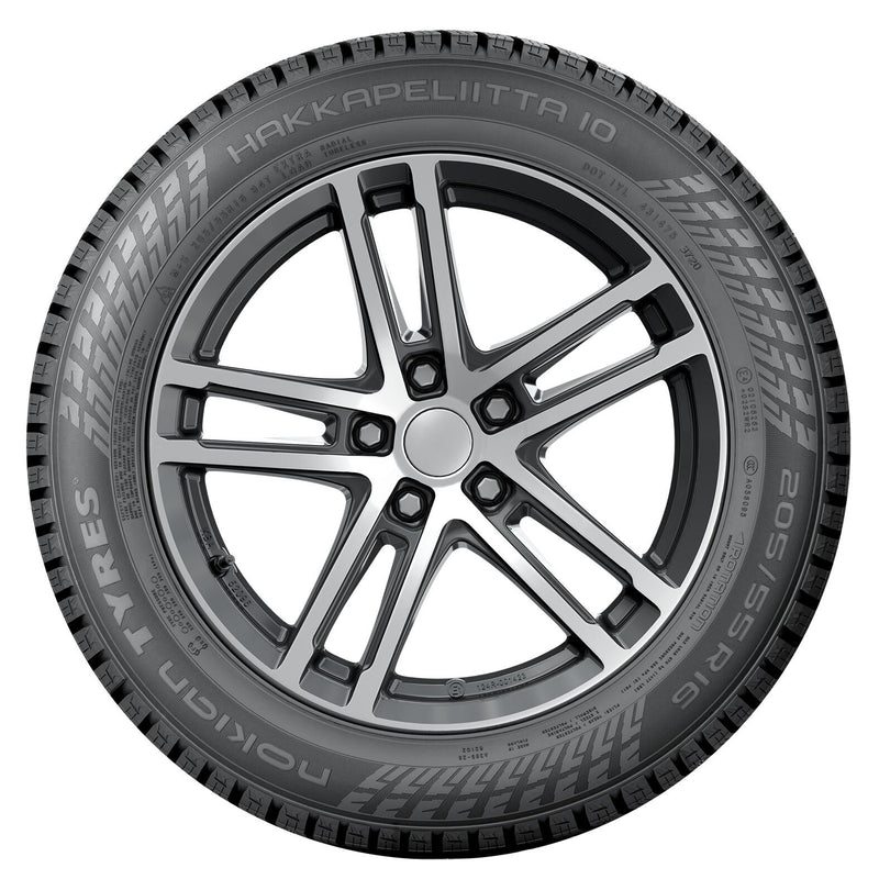 Nokian Hakkapeliita 10 Winter Tires - Studded